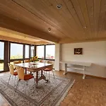 Sunnehuesi Krattigen