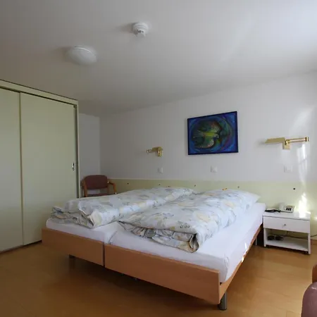 Hotel Sunnehuesi Krattigen