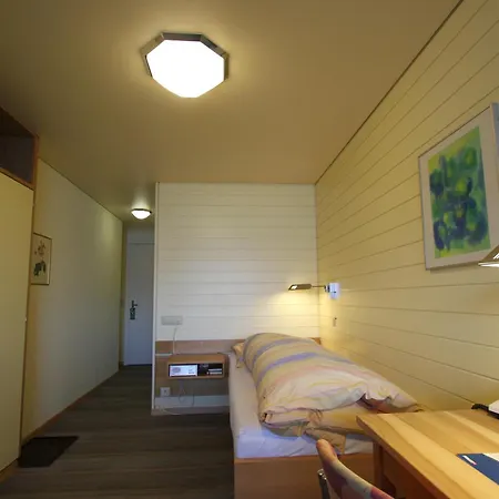 Sunnehuesi Hotel *