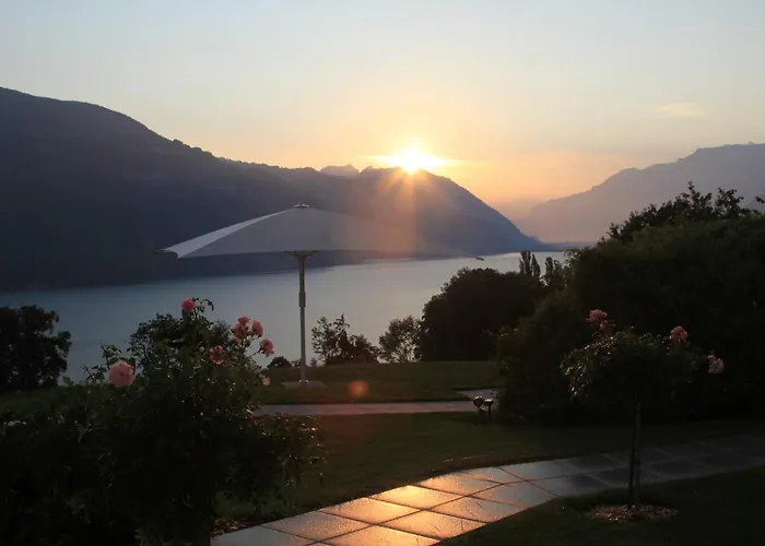 Sunnehuesi ホテル Krattigen