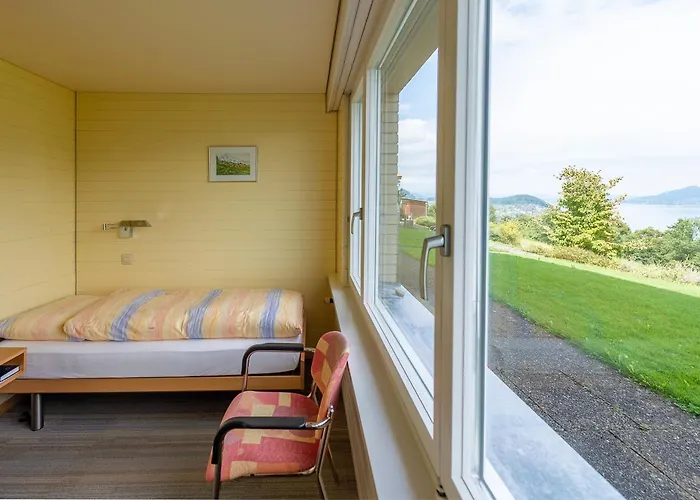 Sunnehuesi Krattigen