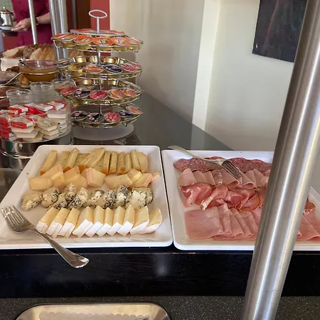 Sunnehuesi Krattigen